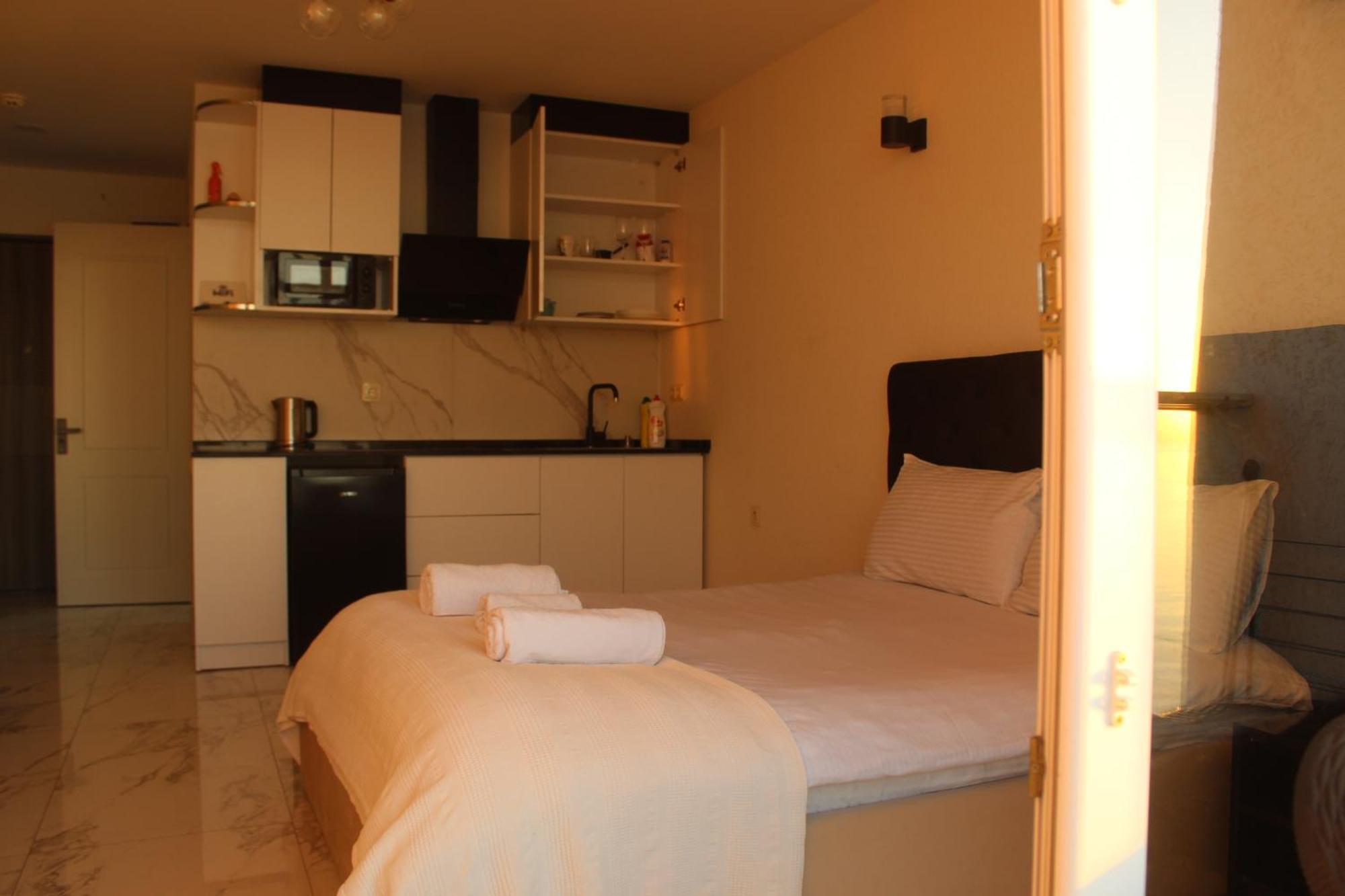 Sea Apartment Batumi Exterior photo